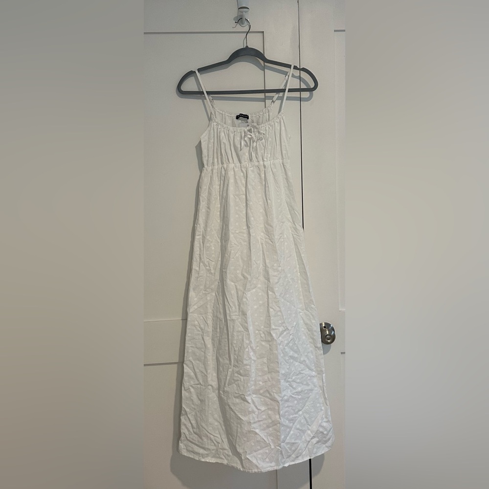 Brandy Melville White Floral Dress *NWT*